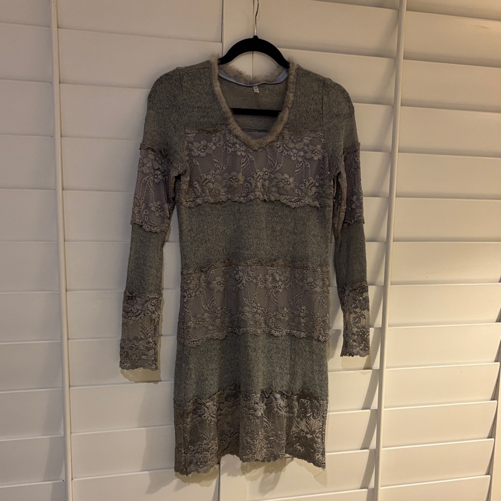 Elegant Lace Trim Gray Dress